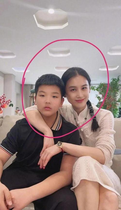 娱乐吃瓜女朋友非常的合适,吃瓜女友们的甜蜜日常 第2张 娱乐吃瓜女朋友非常的合适,吃瓜女友们的甜蜜日常 第2张