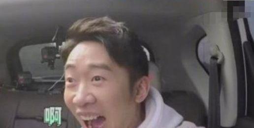 娱乐八卦吃瓜群众的,揭秘吃瓜群众的八卦盛宴  第3张