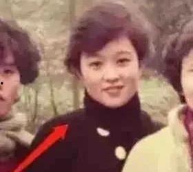 娱乐圈吃瓜博主女孩,揭秘明星幕后故事,带你走进八卦世界 第3张 娱乐圈吃瓜博主女孩,揭秘明星幕后故事,带你走进八卦世界 第3张