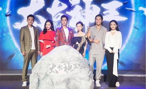 进娱乐圈吃瓜却红了,娱乐圈“吃瓜”达人意外走红  第1张