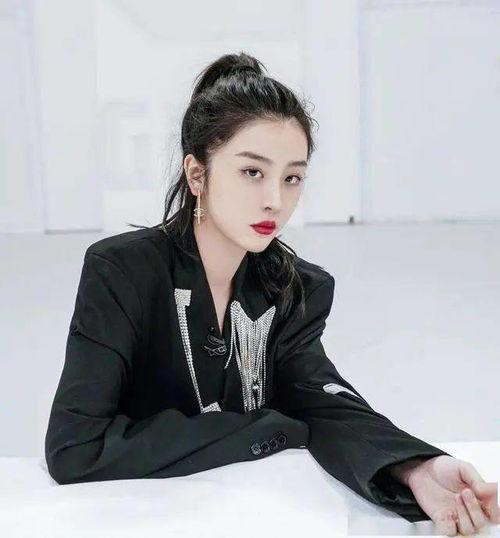 娱乐吃瓜君赵小棠小说,娱乐吃瓜界的风云人物  第1张