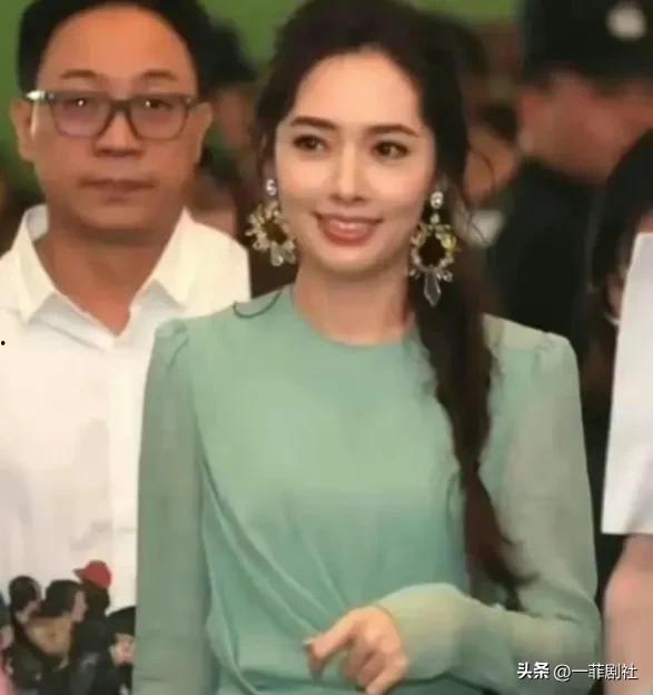 娱乐圈明星吃大瓜,揭秘幕后真相  第2张