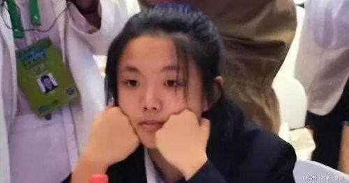 娱乐吃瓜酱女科学家,娱乐界的“吃瓜酱”，揭秘科研与娱乐的跨界魅力  第2张