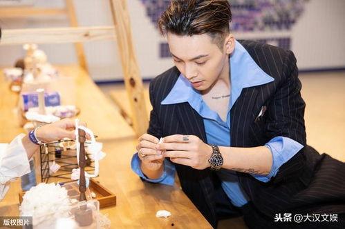 娱乐吃瓜第二天,揭秘幕后真相，明星动态大揭秘  第1张