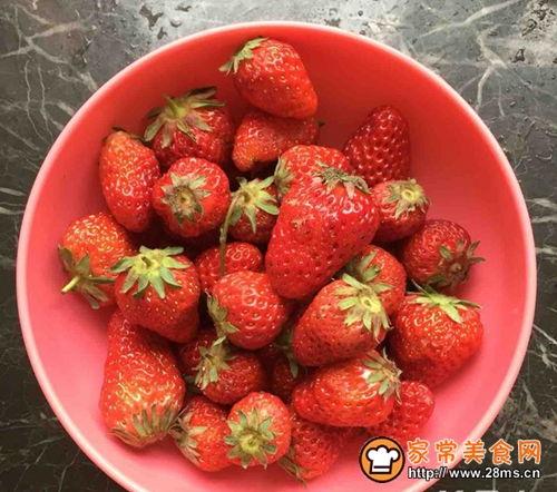 娱乐吃瓜君草莓果酱素颜,娱乐吃瓜君带你揭秘明星真实状态  第1张