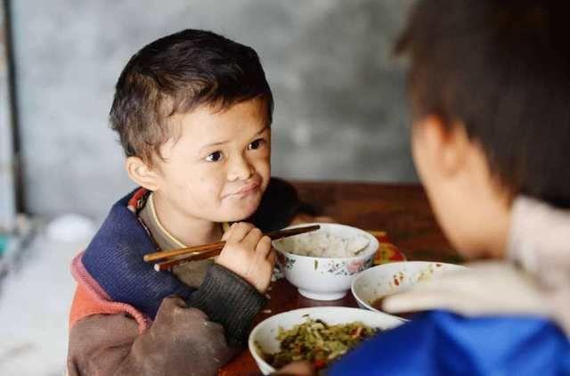 娱乐圈吃瓜情报站,揭秘“吃瓜情报站”最新爆料！  第3张