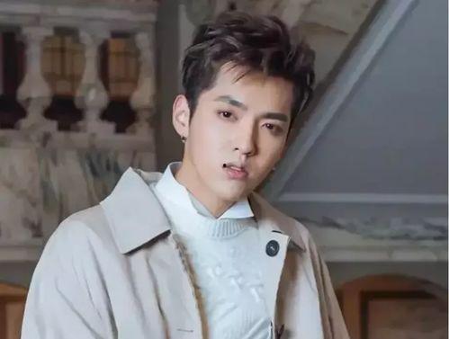 娱乐圈吃瓜壁纸动态下载,揭秘明星幕后生活,带你领略娱乐圈风云变幻 第3张 娱乐圈吃瓜壁纸动态下载,揭秘明星幕后生活,带你领略娱乐圈风云变幻 第3张