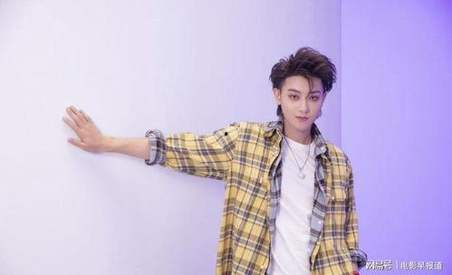 娱乐圈吃瓜黄子韬,娱乐圈风云中的争议与转型之路 第2张 娱乐圈吃瓜黄子韬,娱乐圈风云中的争议与转型之路 第2张