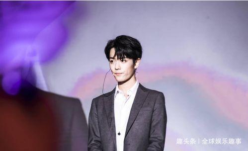 娱乐圈吃瓜 脱口秀,揭秘脱口秀中的“吃瓜”文化 第2张 娱乐圈吃瓜 脱口秀,揭秘脱口秀中的“吃瓜”文化 第2张