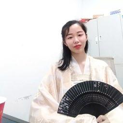 为吃瓜进娱乐圈小说,从吃瓜群众到娱乐圈风云 第3张 为吃瓜进娱乐圈小说,从吃瓜群众到娱乐圈风云 第3张