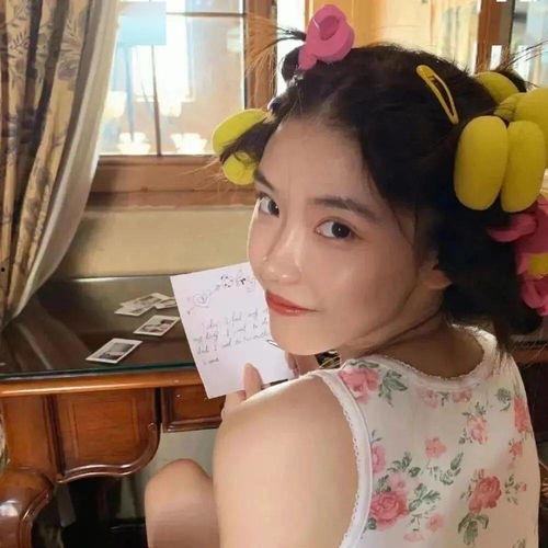 吃瓜娱乐图片搞笑头像女,搞笑头像中的青春活力女生风采 第3张 吃瓜娱乐图片搞笑头像女,搞笑头像中的青春活力女生风采 第3张