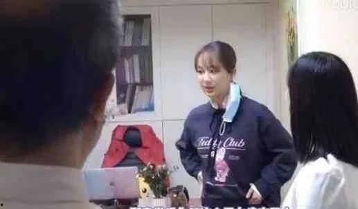 娱乐圈人士吃瓜事件视频,揭秘幕后真相与惊人内幕 第2张 娱乐圈人士吃瓜事件视频,揭秘幕后真相与惊人内幕 第2张