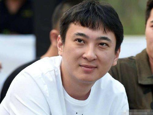 娱乐圈吃瓜导演是谁,揭秘“吃瓜导演”背后的故事 第3张 娱乐圈吃瓜导演是谁,揭秘“吃瓜导演”背后的故事 第3张